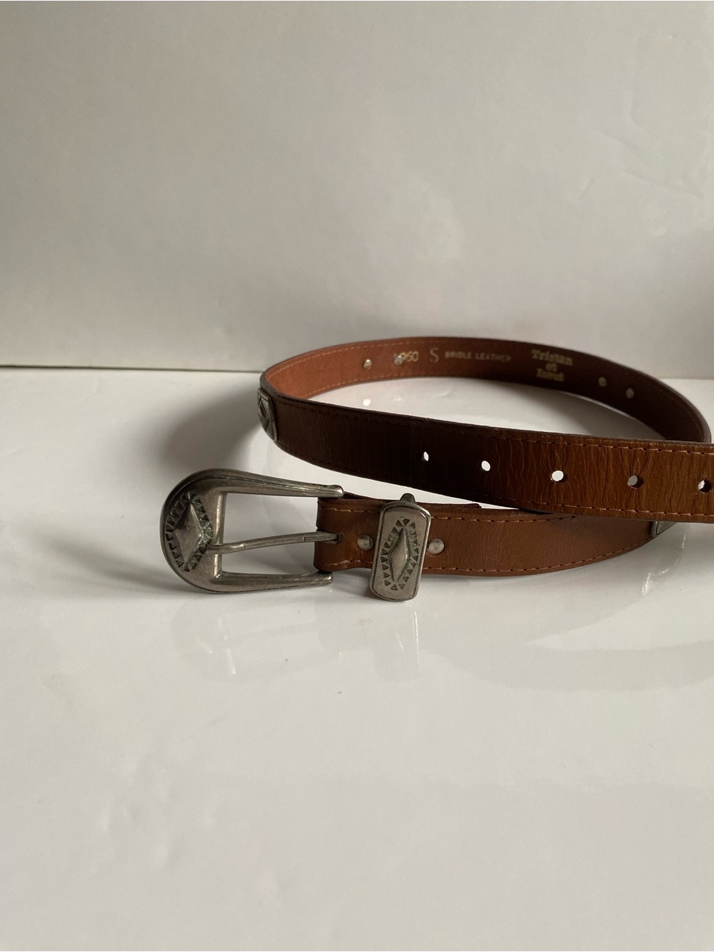 Vintage Brown Tristan et Iseut Bridle Leather belt with silver hardware